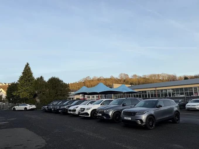 Außengelände - Unser Standort in der Industriestraße 3A, Ehringshausen